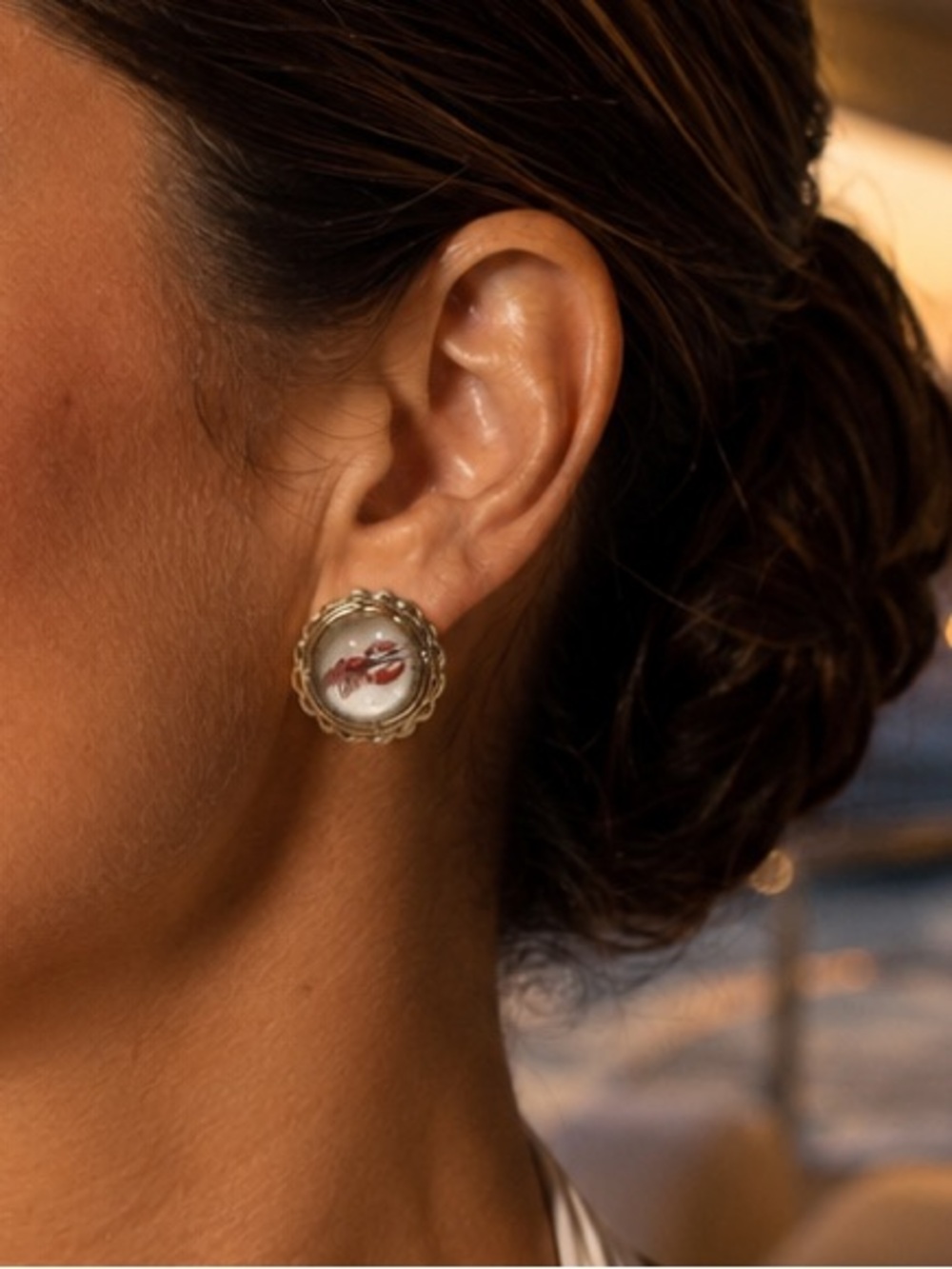 Vintage Lobster Cameo Clip On Earrings Gold Tone Glass Dome Novelty Seafood